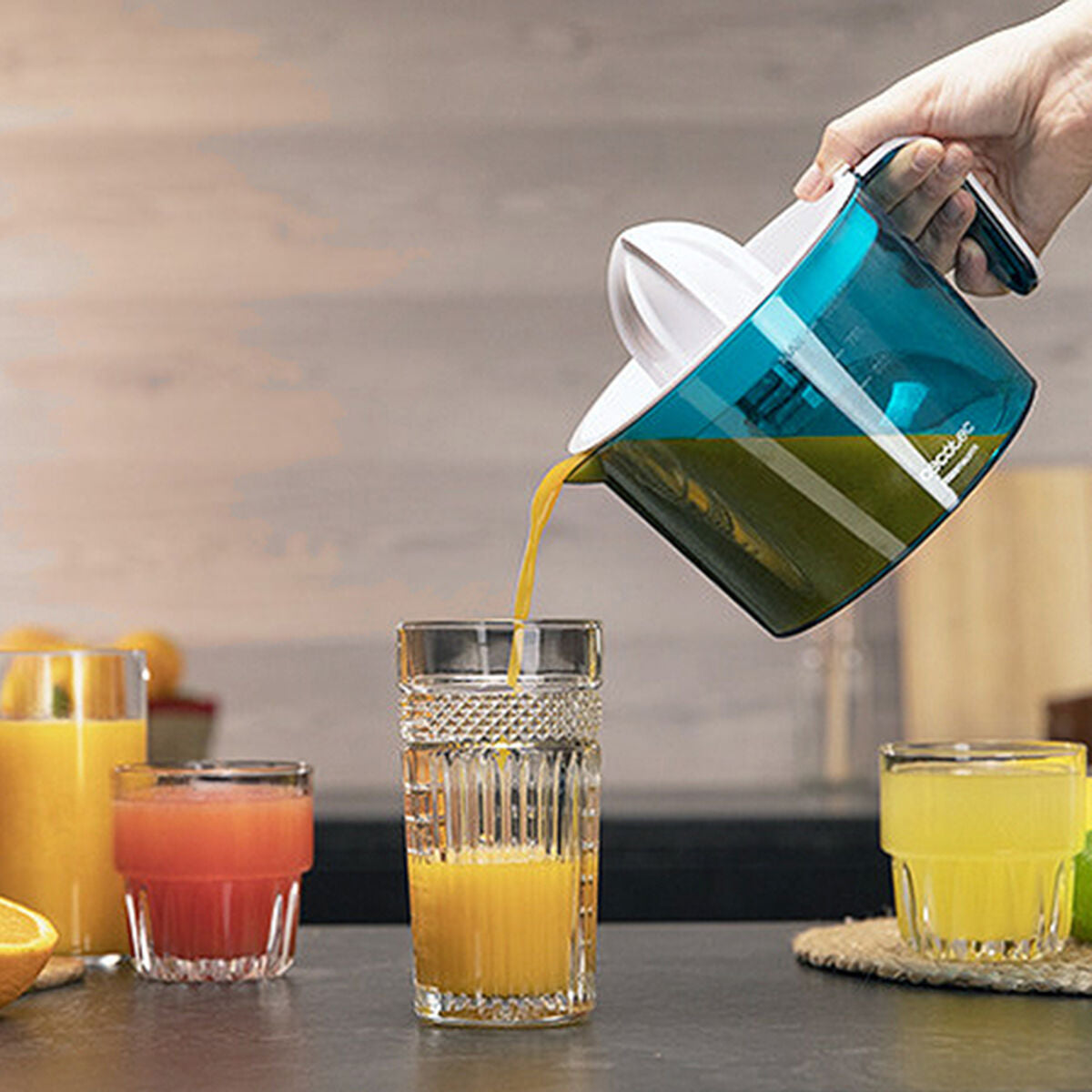 Centrifugeuse électrique Cecotec EssentialVita Adjust 1 L 40W