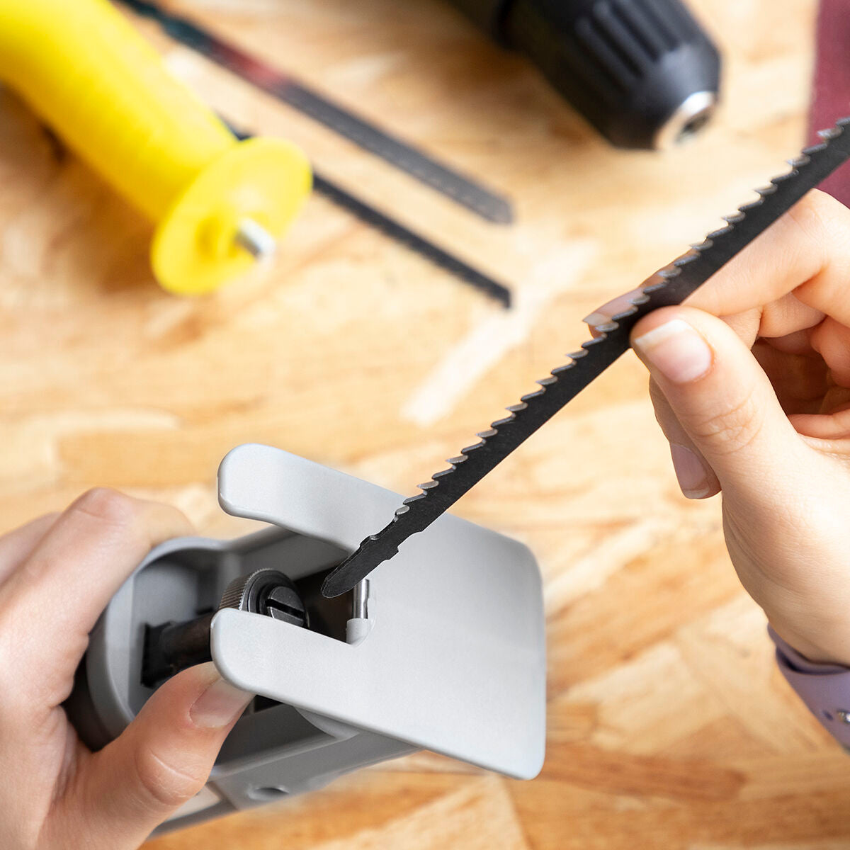 Adaptateur de Scie Sauteuse pour Perceuse - brikoneo